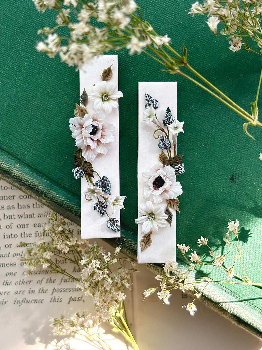 Ethereal Blooms no. 74 - Anemone + Simbelmynë + Moon Flower